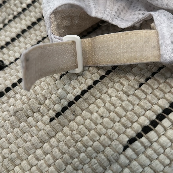 Hat. Use for cycling. - Picture 8 of 12